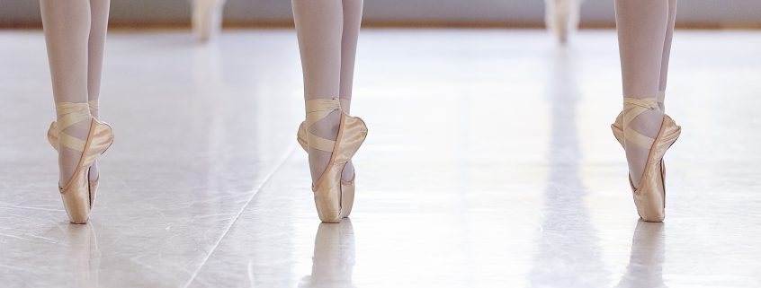 schuhlelewis.com