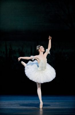 Lauren cuthbertson as princess aurora in the royal ballet production of the sleeping beauty (2006), choreographed by frederick ashton (1904-1988), anthony dowell and christopher wheeldon after marius petipa (1818-1910), to music by pyotr ilyich tchaikovsky (1840-1893), using designs by oliver messel (1904-1978) for the 1946 production with lighting design by mark jonathan. Performed at the royal opera house, covent garden on 25 november 2011. ***arpdata***
the sleeping beauty ;  
music by tchaikovsky ; 
choreography by petipa ; 
lauren cuthbertson (princess aurora) ;
the royal ballet  ; 
at the royal opera house, london, uk ; 
25 november 2011 ; 
credit: royal opera house / arenapal