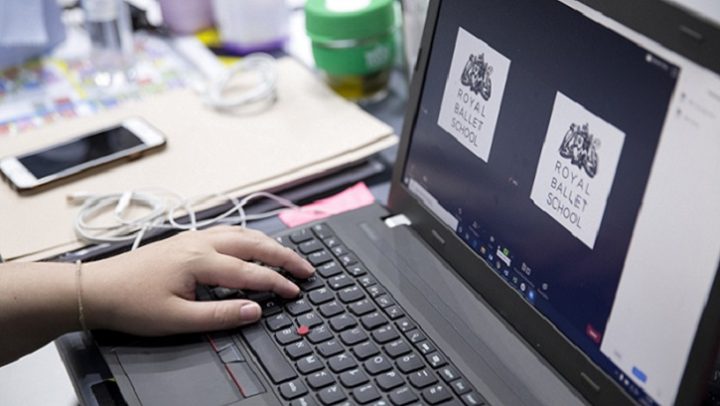 Virtual prize-giving assembly