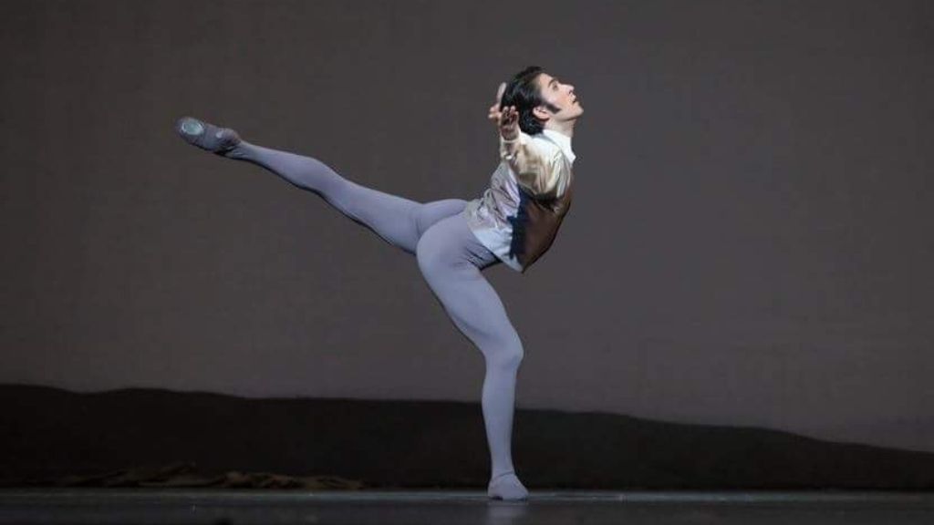 Lucas lima performs in john cranko’s onegin