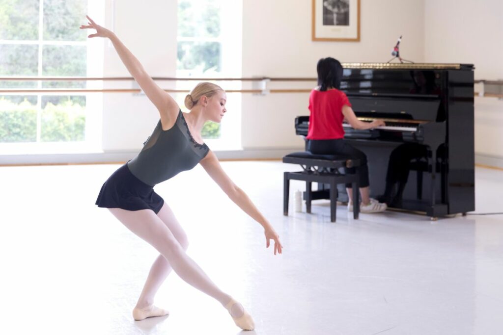 Intensive courses on demand: train with the royal ballet school, anytime, anywhere