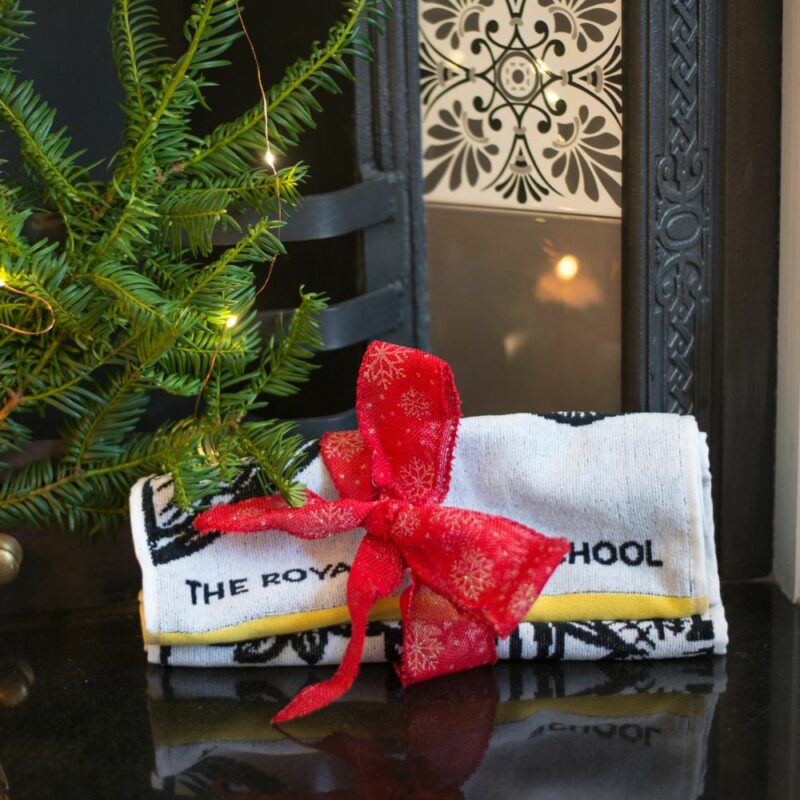 Small logo towel