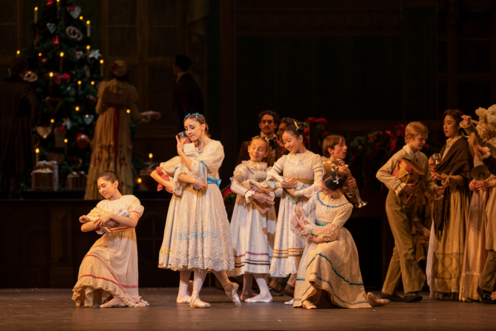 Royal ballet school students feature in the royal ballet’s nutcracker for 2023