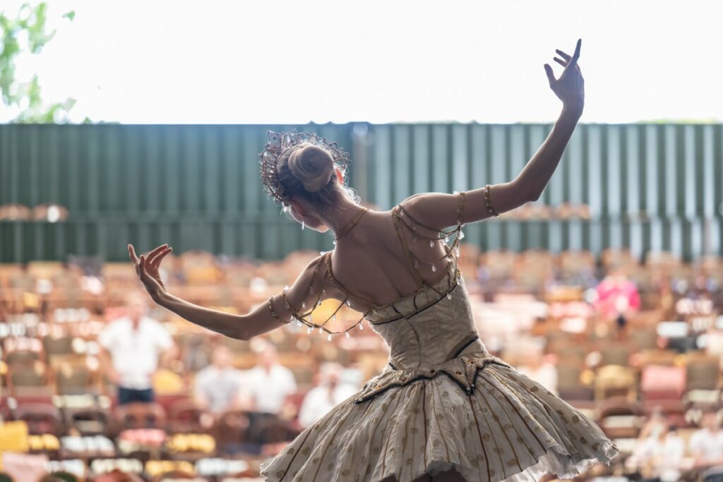 Image of milda luckute performing on stage at opera holland park