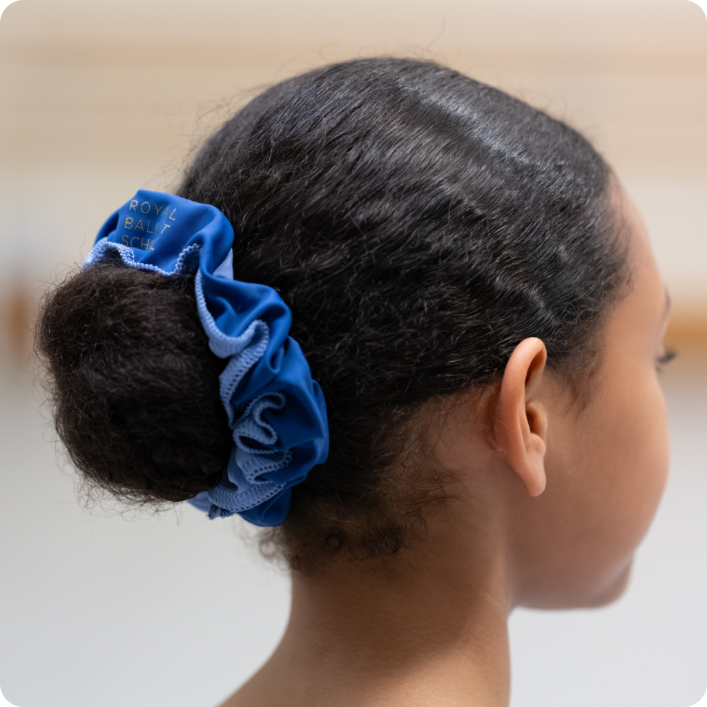 シュシュ 百周年記念ダンスウェアコレクション