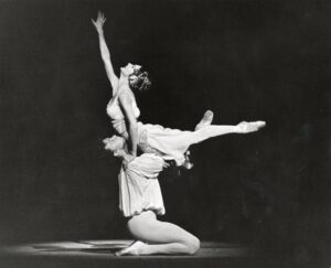 100 stories - anthony dowell and antoinette sibley 