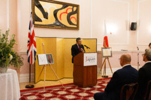 The school receive ambassador's commendation at the embassy of japan