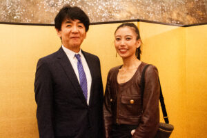 The school receive ambassador's commendation at the embassy of japan